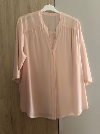 Chemisier rose pèche fluide, idéal pour l'été, taille 46-48