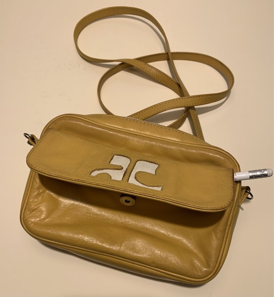 Taschen für Damen: Sac vintage COURREGES – Gebraucht aus Veytaux von Latourelle 1
