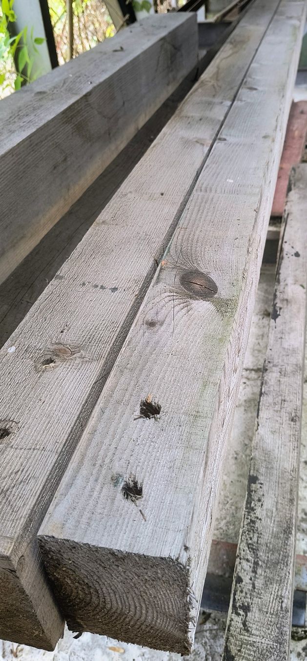 Articoli in legno: 2 Holzbalken 10x14x470 cm – Usato da Laufen venduto da Rimita 1