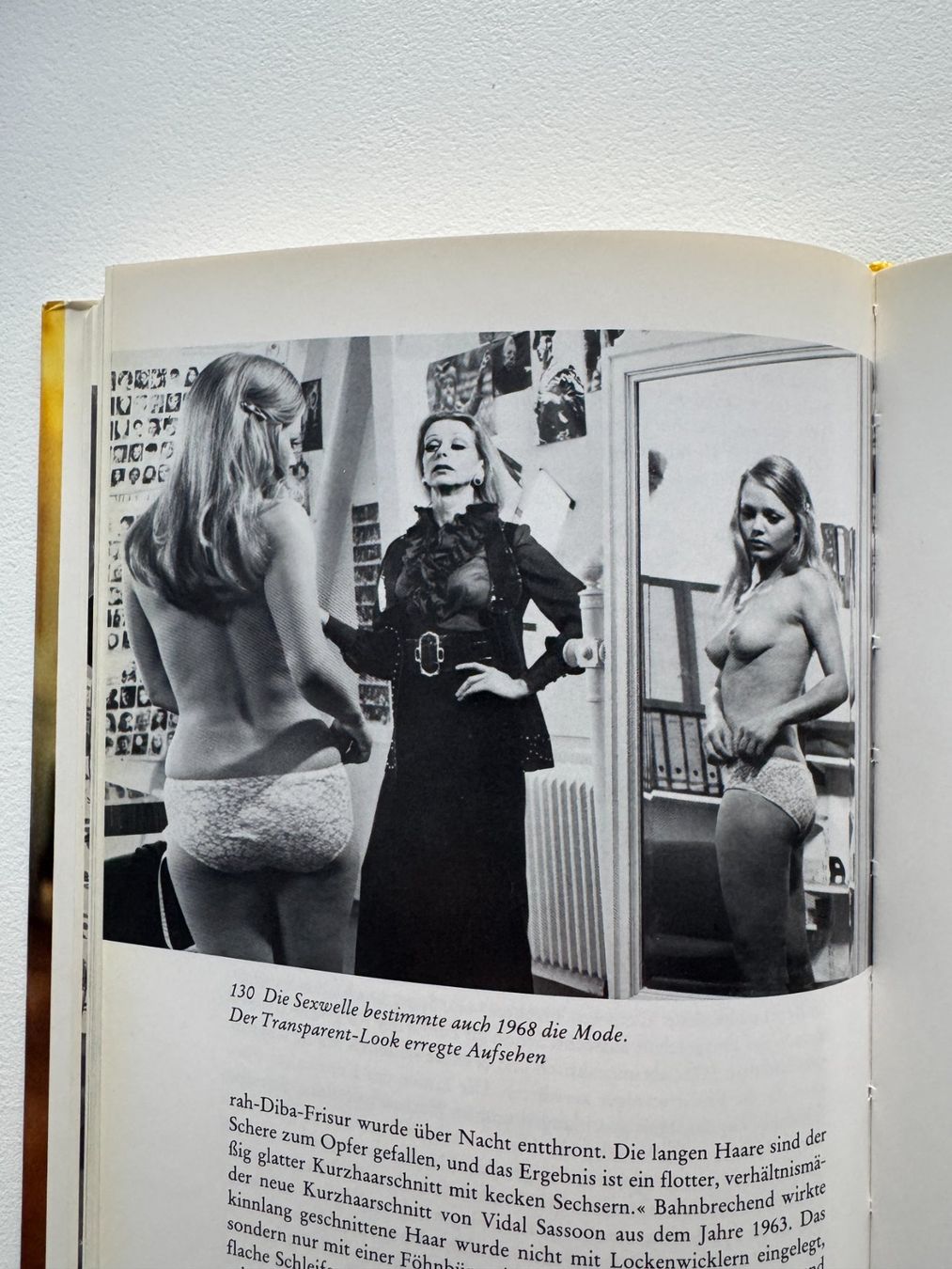 Libri: Mode im 20. Jahrhundert - Ingrid Loschek – Usato da Basel venduto da Kornblumen 3