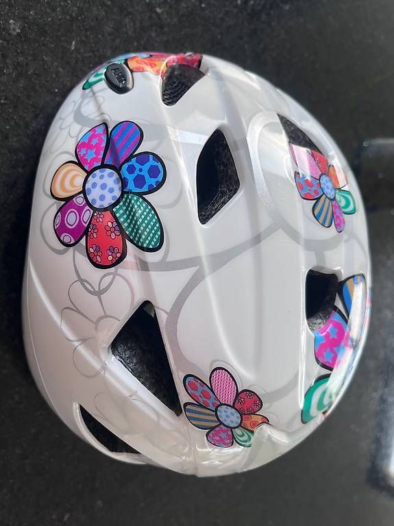 Caschi: Kindervelohelm ALPINA XIMO FLOWER – Usato da Wettingen venduto da Suzanne015 2