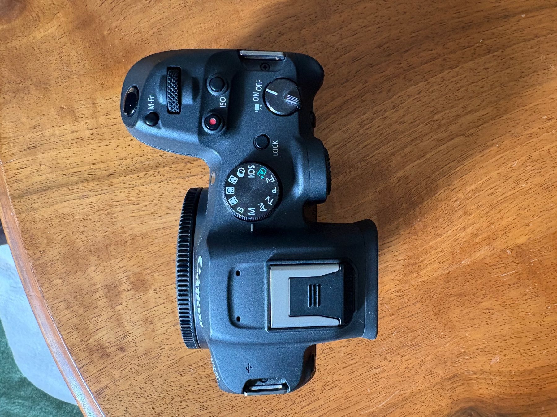 Canon Fotocamera: Canon EOS R7 Kamera Body – Usato da Biel/Bienne venduto da Benjamin_Earnhart 4
