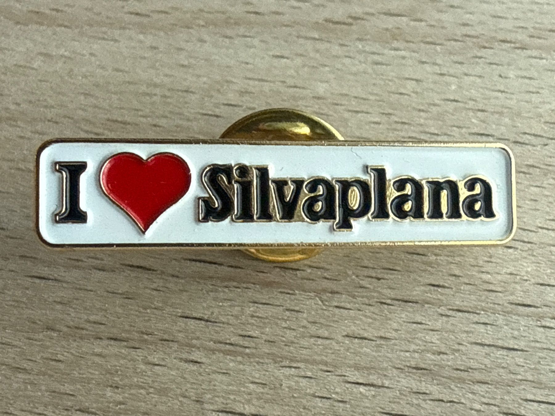 Placchette & Badge: Pin I Love Silvaplana – Usato da Glattbrugg venduto da Schweigmatt