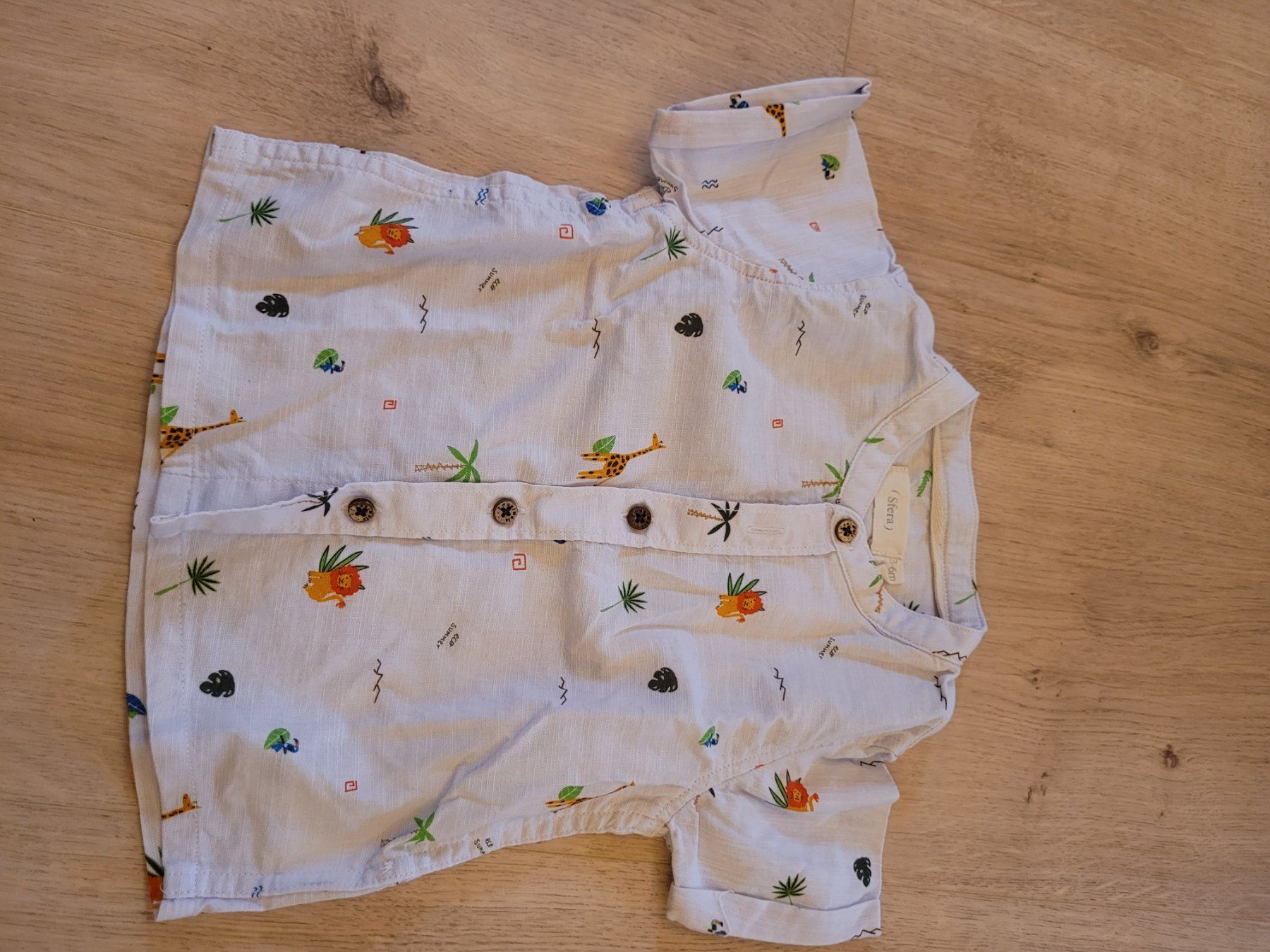 Camicette, T-shirt & Top: Bluse Grösse 62 – Usato da Lupsingen venduto da sta_wgg5
