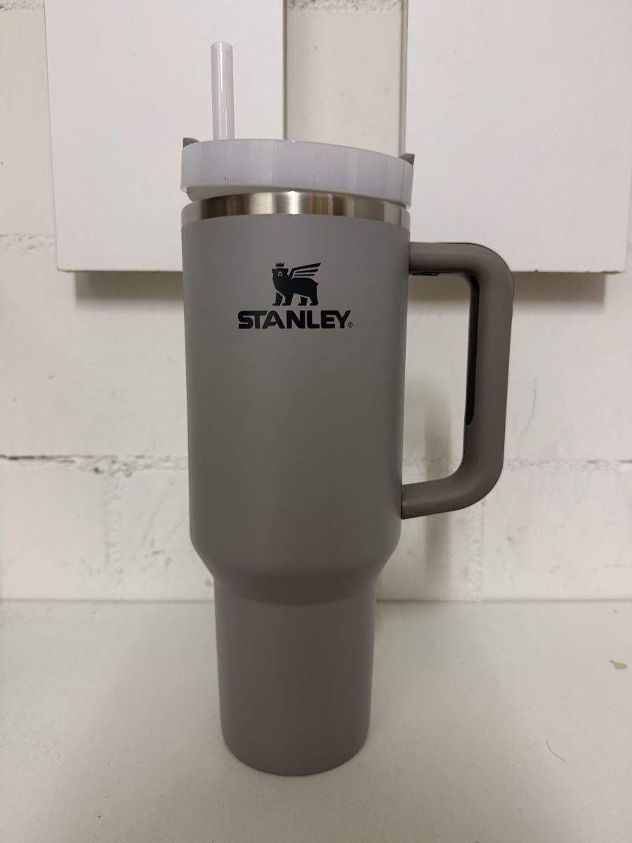 Stanley Borracce & Thermos: STANLEY QUENCHER | 1.18L – Usato da Eschenbach LU venduto da Tatzi1