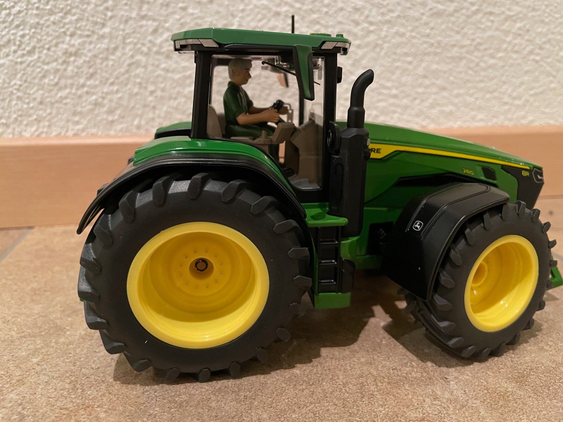 John Deere Trattori: SIKU John Deere 8R 280 – Nuovo e nell'imballaggio originale da Kreuzlingen venduto da Stefan1150 4