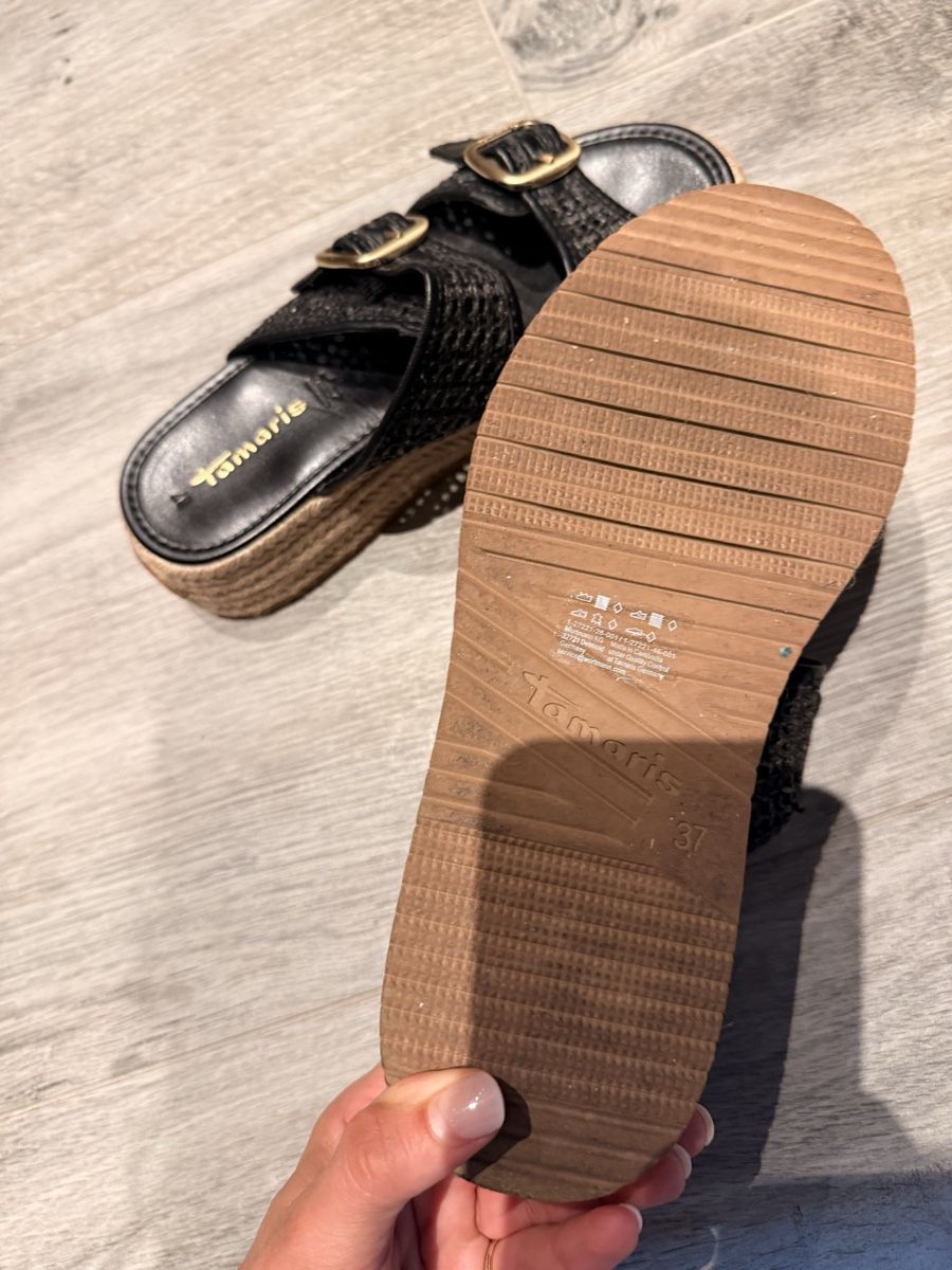 Tamaris Damenschuhe: Tamaris Pantolette gr.37 echtes Leder  – Gebraucht aus Pratteln von Samantha... 2