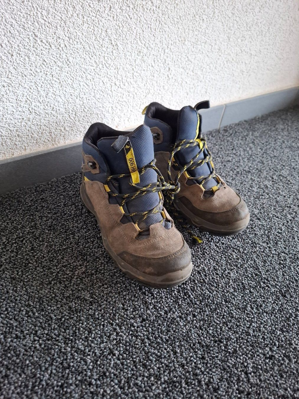 Chaussures garçon: Kinder Wanderschuhe Grösse 35 – D'occasion à Hittnau par Goeggi83 4
