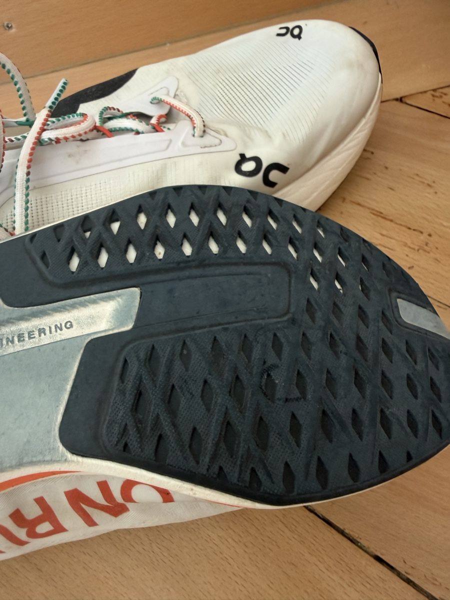 On Chaussures hommes: On Laufschuh (42.5) – D'occasion à Bern par Laufsport3000 7