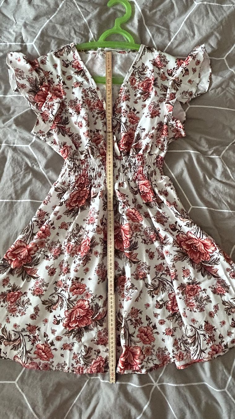 Vestiti: NEU Sommerliches Kleid mit Blumenmuster, Gr.S – Nuovo e nell'imballaggio originale da Münchenstein venduto da einElement 4