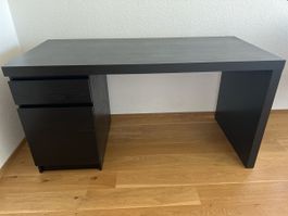 Schreibtisch schwarz, gut erhalten, modern, CHF 49.90