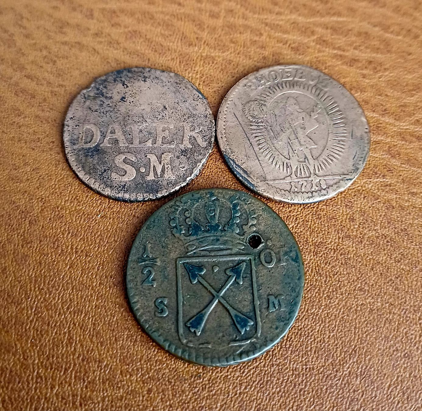 Tutti le monete: Schweden, 1715 / 1718 / & 1720 – Usato da Rorschach venduto da Hansi1901 1