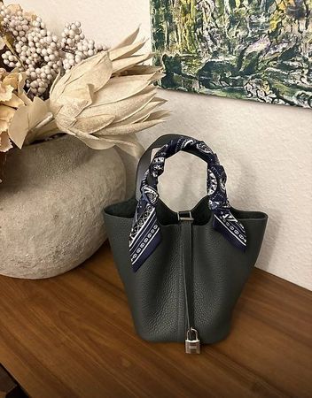 Hermes Picotin lock 18 mit Twilly