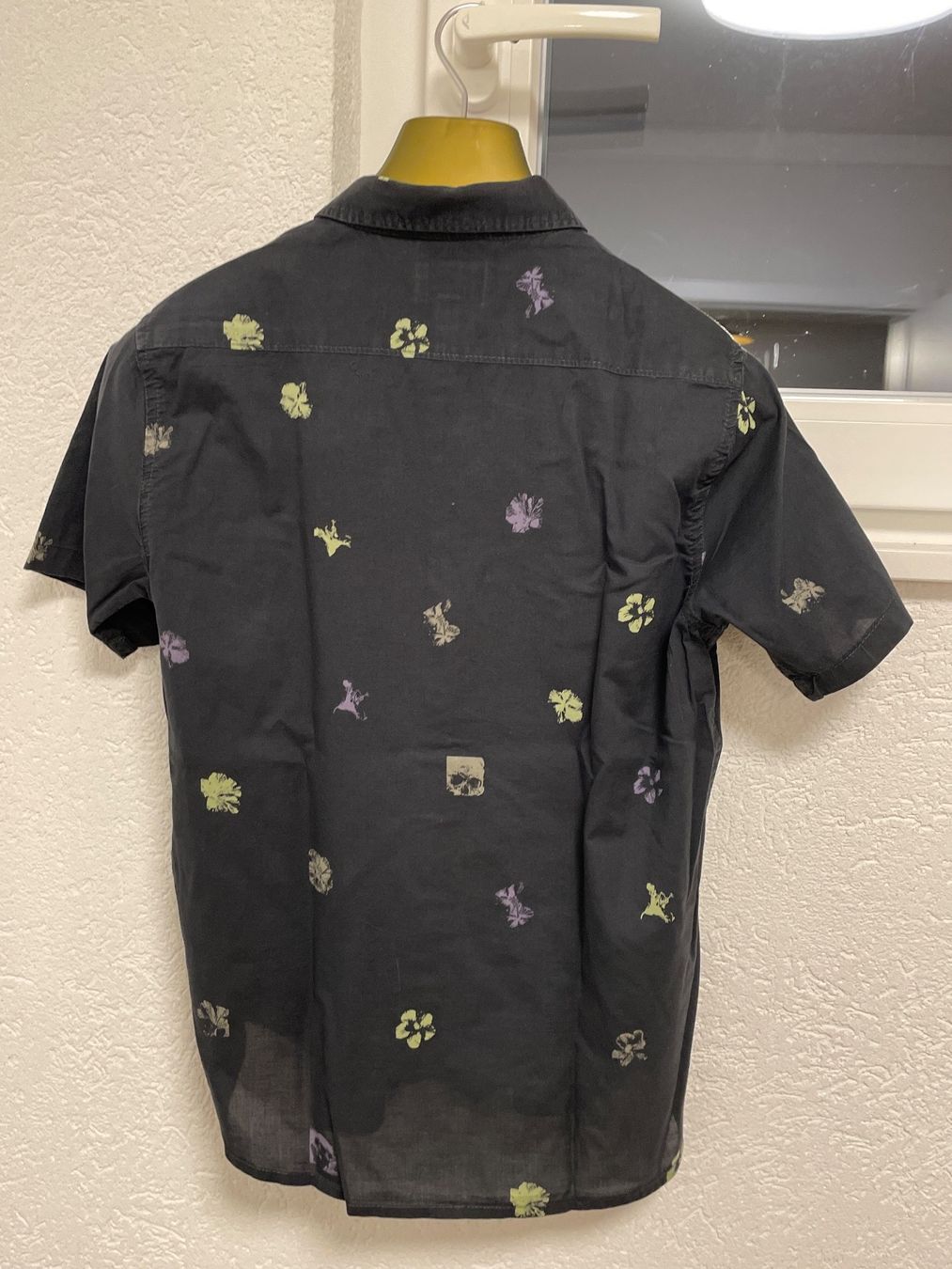 Billabong Camicie, T-shirt & Polo: Chemise Billabong à fleurs taille S – Usato da Yverdon-les-Bains venduto da mar_hg5t 1
