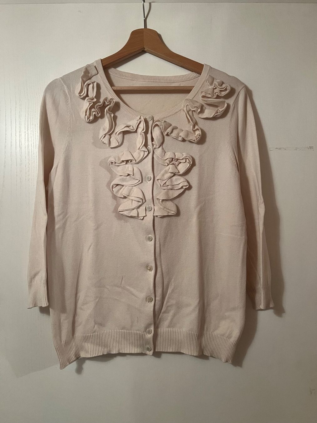 Giacche: Damen Strickjacke beige / weiss Grösse S/M – Usato da Ruggell venduto da Malbuntiger01