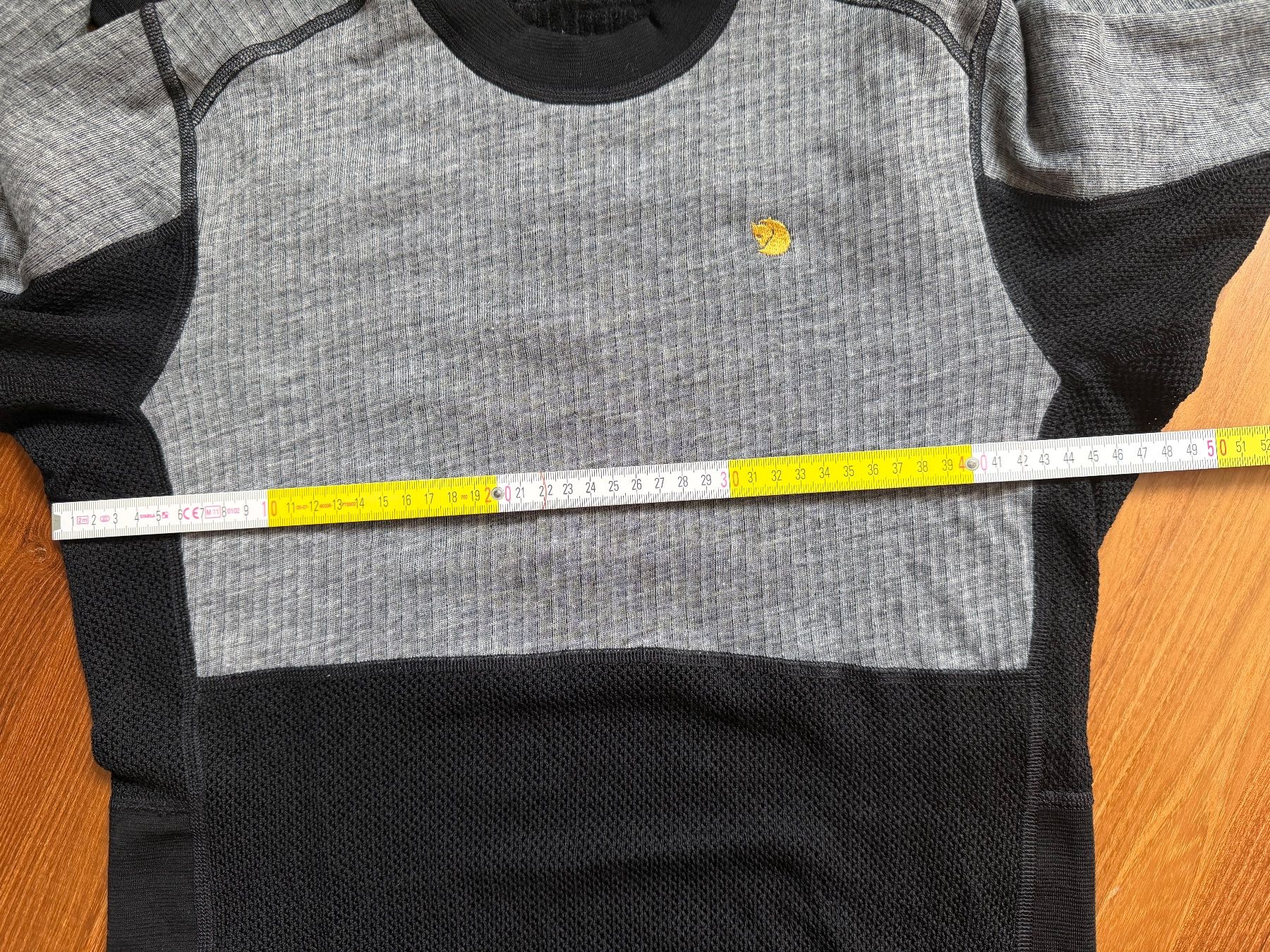 Fjällräven Pullover & Sweatshirts: Fjällräven Bergtagen Woolmesh WollPullover Gr.M – Gebraucht aus Buchs SG von VintageHomeCH 7