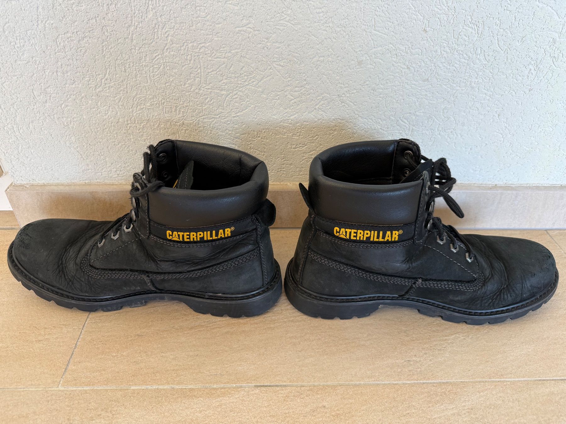 Caterpillar Chaussures hommes: Bottines CAT, p. 43.5 – D'occasion à St-Gingolph par GoldenKeys 2