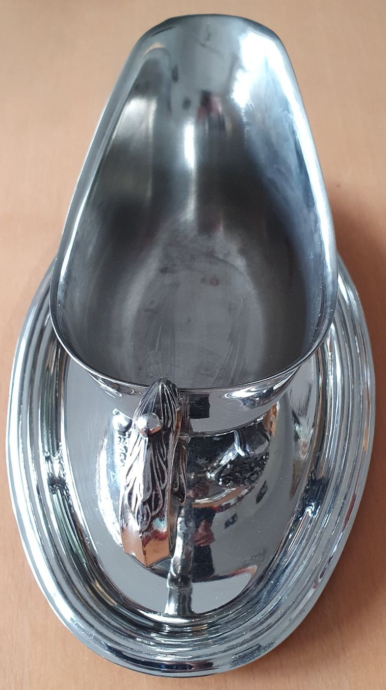 Piatti di portata: Schöne alte Sauciere mit Tablett – Usato da Kreuzlingen venduto da Rschweiz1 3