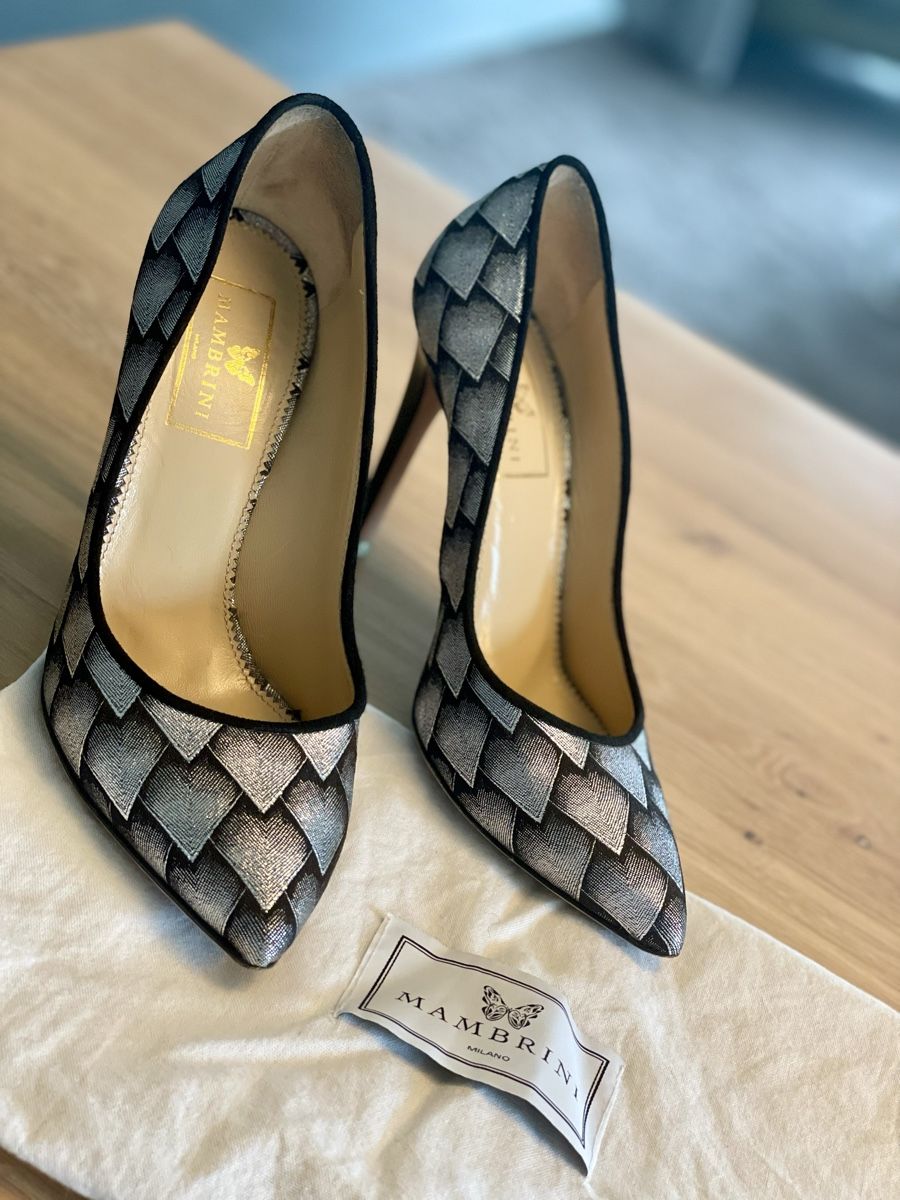 Scarpe da donna: Pumps von Mambrini, Milano – Nuovo (secondo la descrizione) da Nürensdorf venduto da Magoo