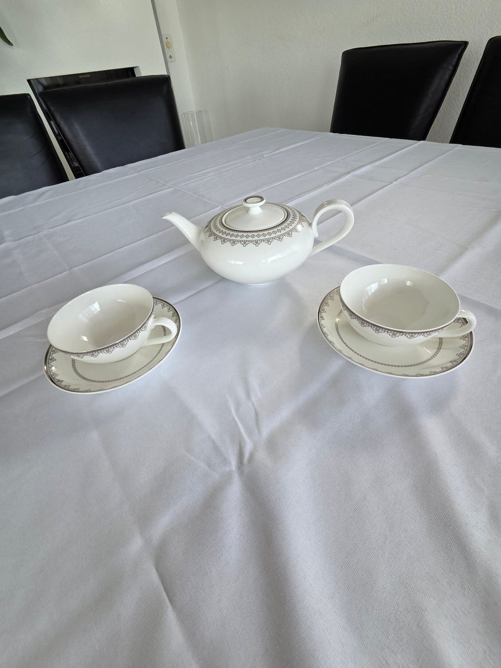 Villeroy & Boch Teiere: Teekanne mit 2 Tassen – Nuovo (secondo la descrizione) da Zug venduto da schneiderp2004