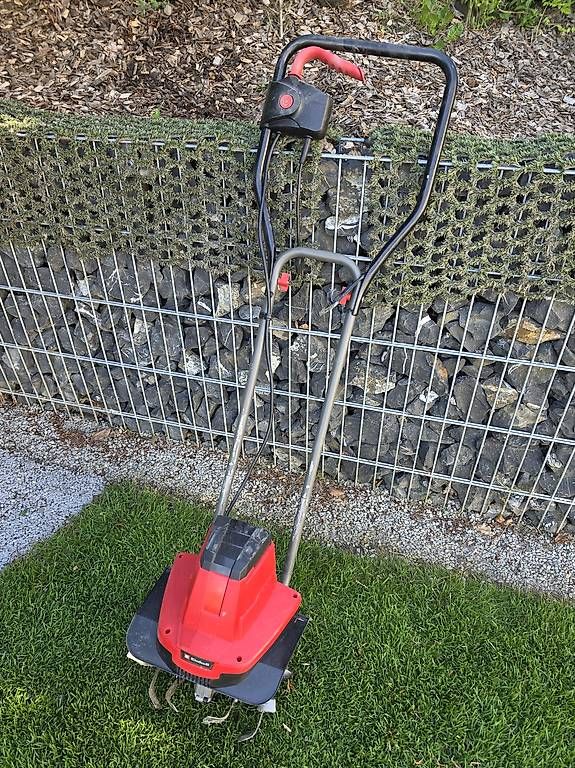 Einhell Toutes les machines: Einhell Bodenhacke elektro – D'occasion à Diepoldsau par SSCH88
