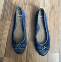 Clarks Ballerinas in dunkelblau (Grösse 39; ungetragen)