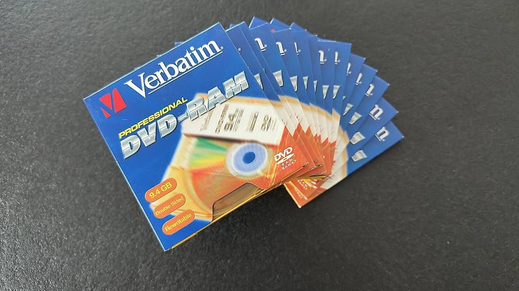 Tutti i DVDs: DVD RAM 9,4 GB – Usato da Sempach Station venduto da mkauer 2