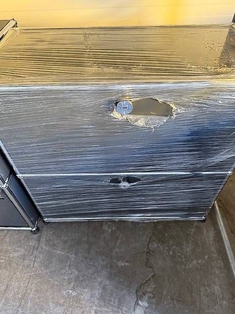 USM Cassettiere: Neues USM Highboard mit 2 Klappen, originalverpackt – Nuovo (secondo la descrizione) da Lenzburg venduto da Buerokonz 1