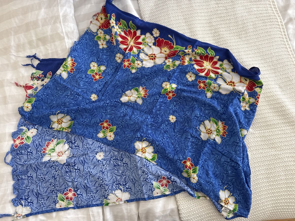 Foulard & Sciarpe: Pareo, Strandaccessoire – Nuovo (secondo la descrizione) da La Punt Chamues-ch venduto da EliC_8.8. 1