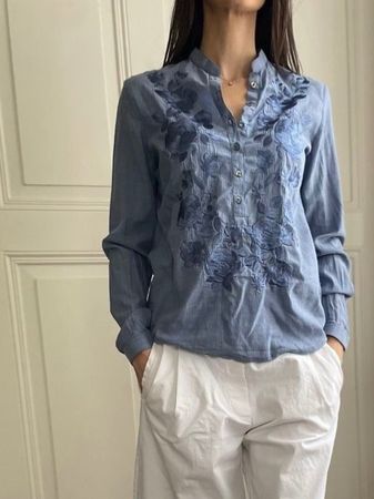 Bluse mit Blumen Strick Dekoration