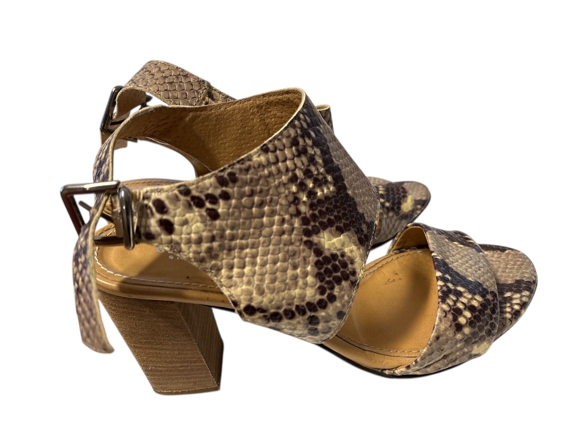 Globus Scarpe da donna: Pumps "Globus",  Gr. 39, Absatzhöhe 9 cm – Usato da Pratteln venduto da sexty-nine-69