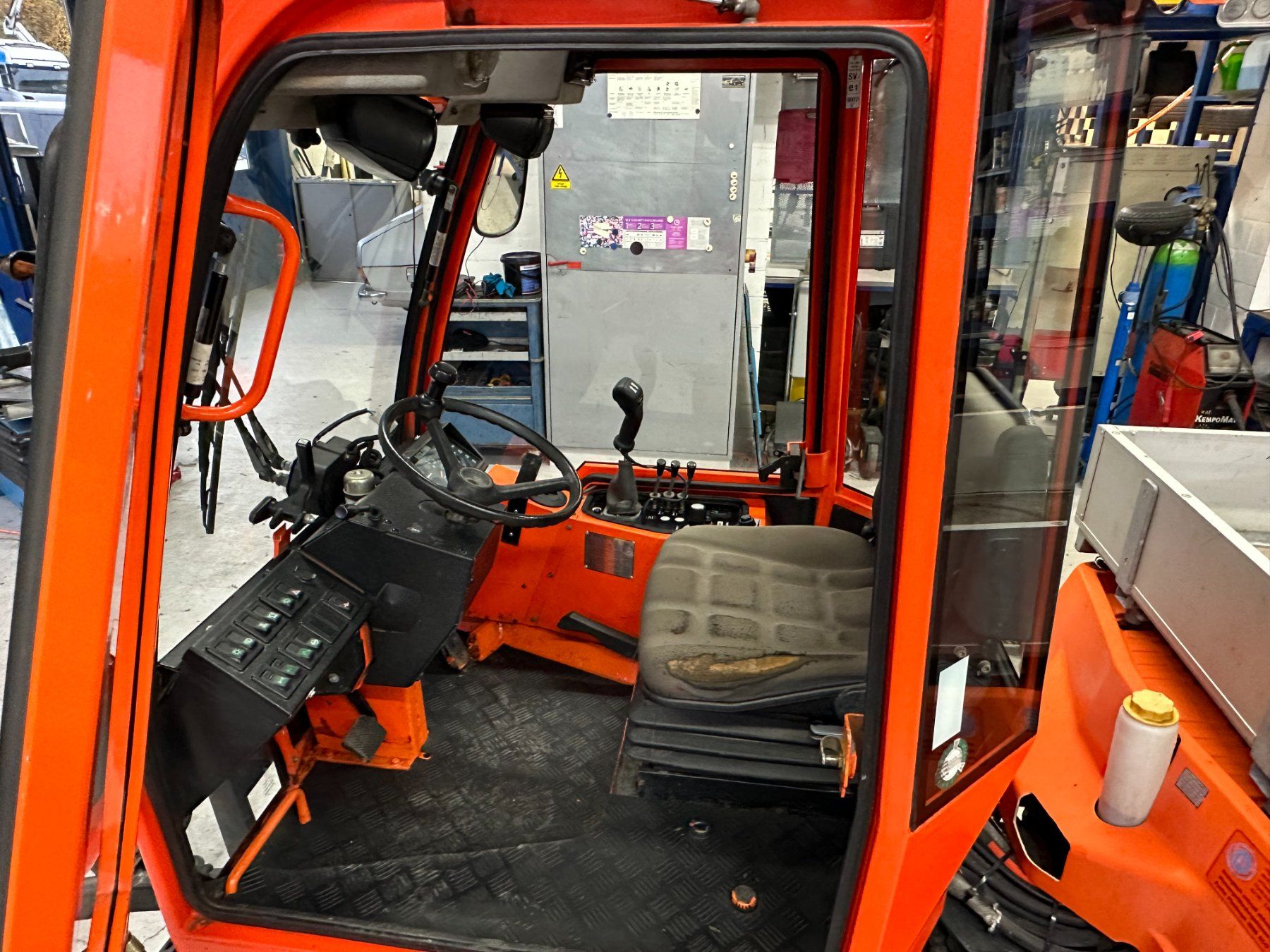 Holder Trattori: Traktor Holder C 2.40 mit Alubrücke – Usato da Hermetschwil-Staff venduto da Cdauto 5