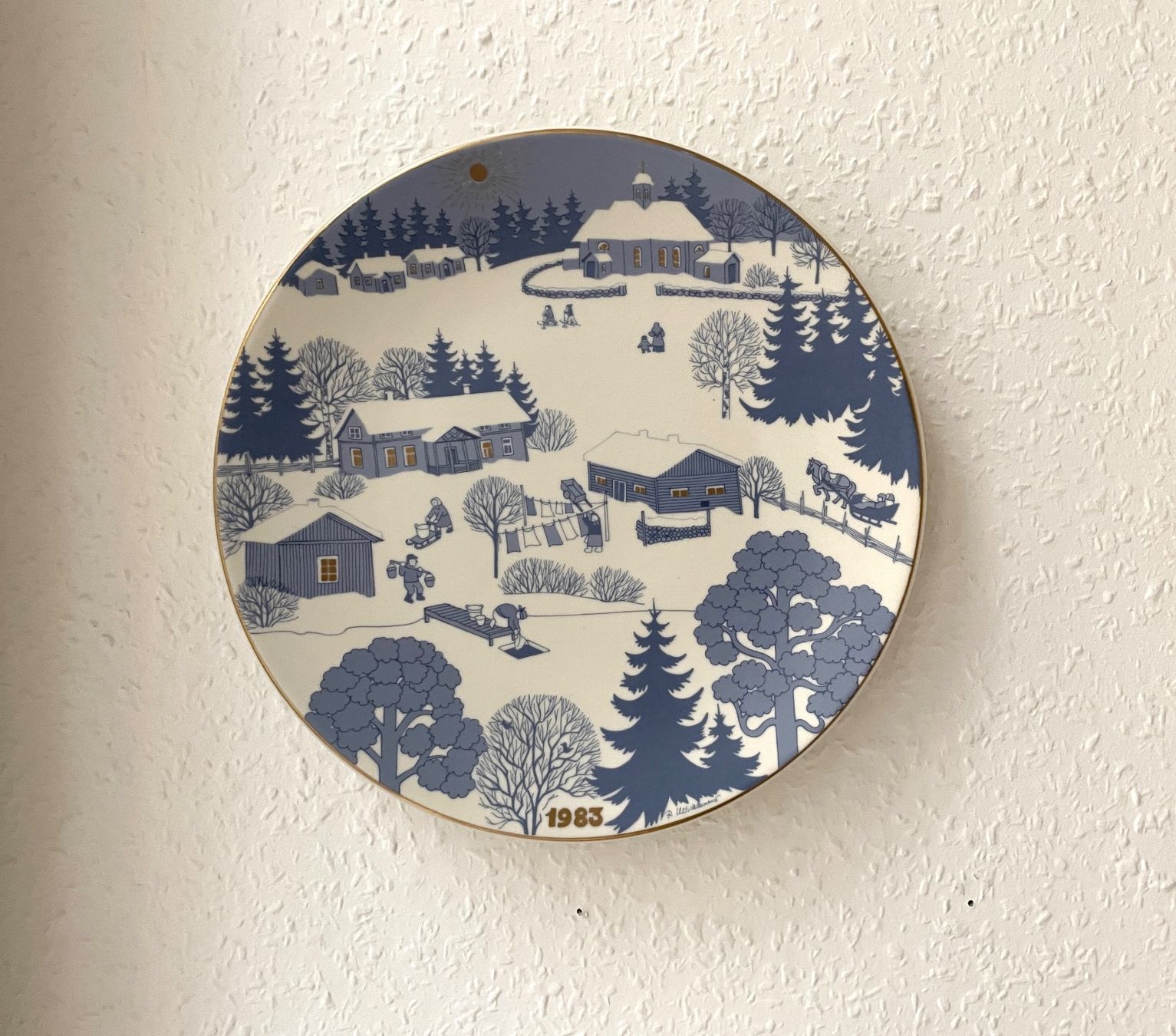 Tutte le decorazioni: Vintage/Arabia/year plate1983 – Usato da Genève venduto da iimon3