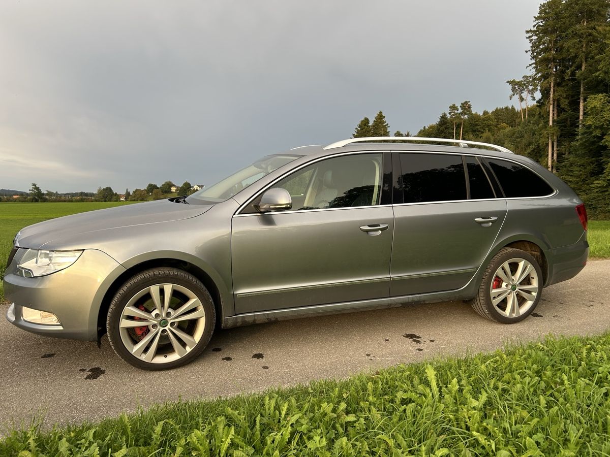 Skoda Automobili: Skoda superb – Usato da Flawil venduto da ger_8q7g 1