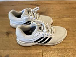 Adidas Hallenturnschuhe Grösse 38