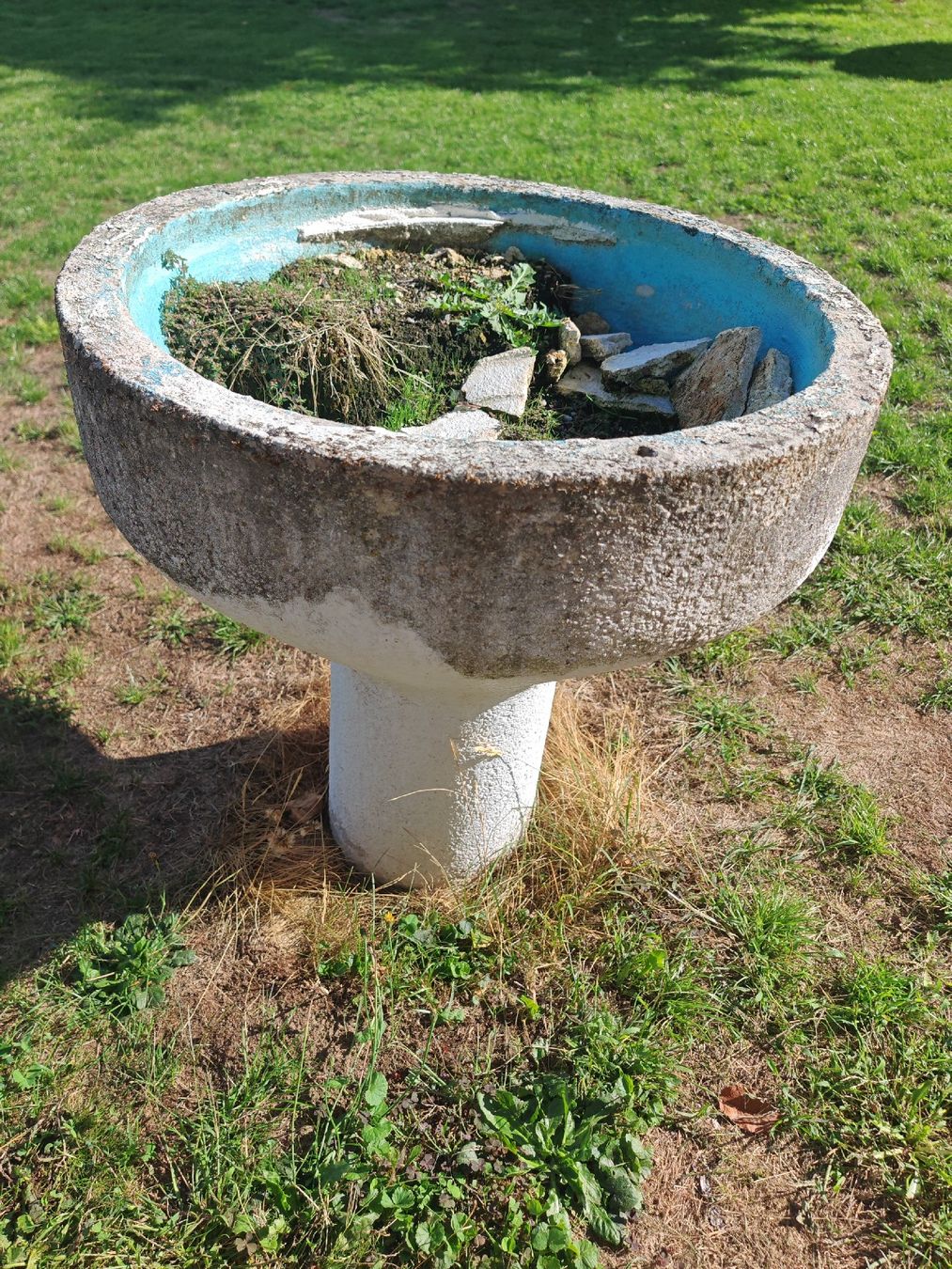 Behälter & Ähnliches: Beton Blumen Trog gebraucht – Gebraucht aus Menziken von Hangover95 4