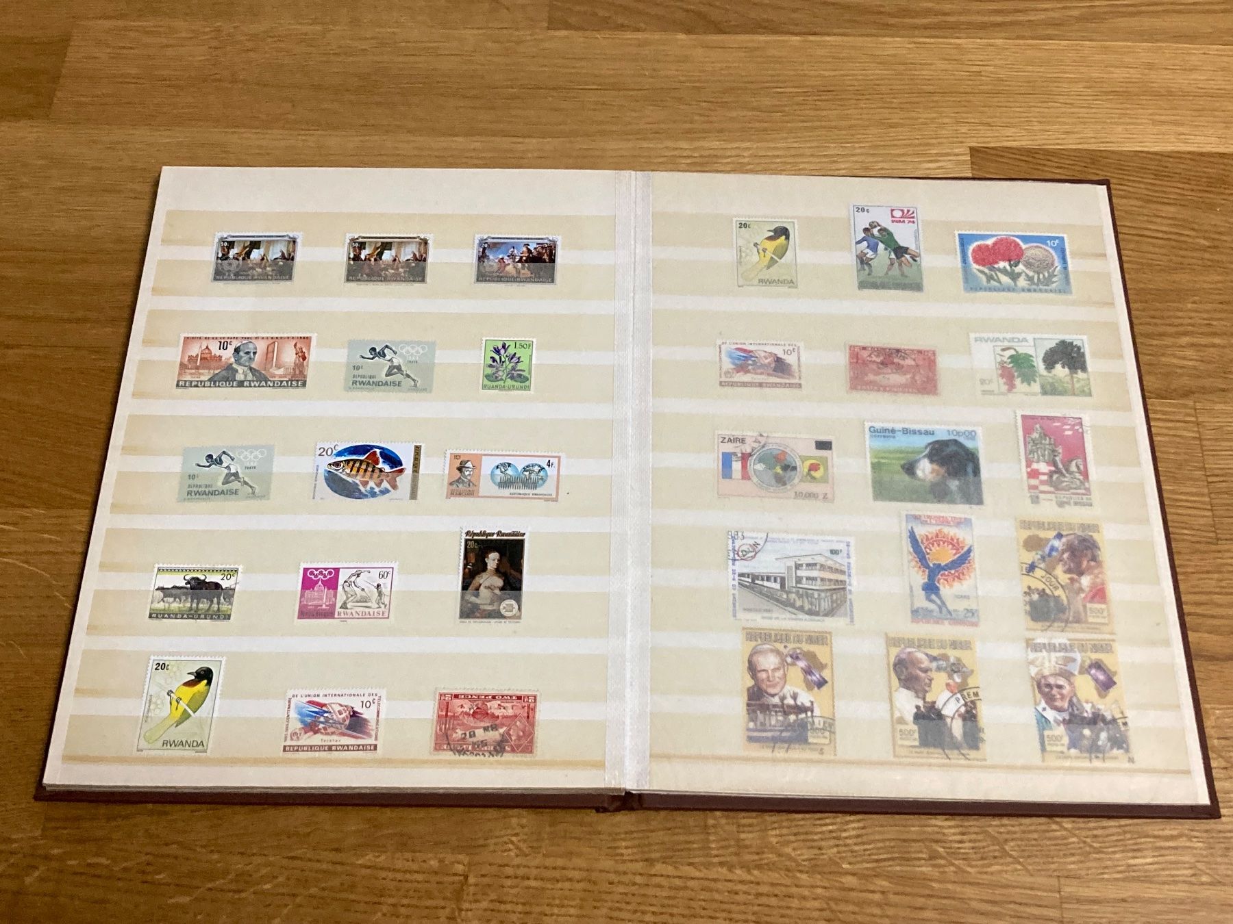 Alle Briefmarken: Africa Briefmarken album – Gebraucht aus Riehen von vernizi 7