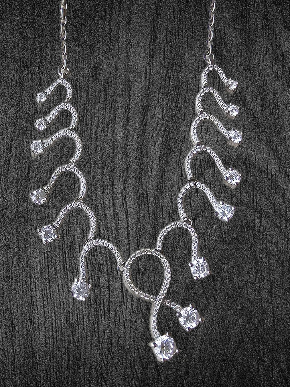 Catenine: Elegante Halskette mit Strass-Steinen – Nuovo e nell'imballaggio originale da Aarburg venduto da Glitzerschein 2