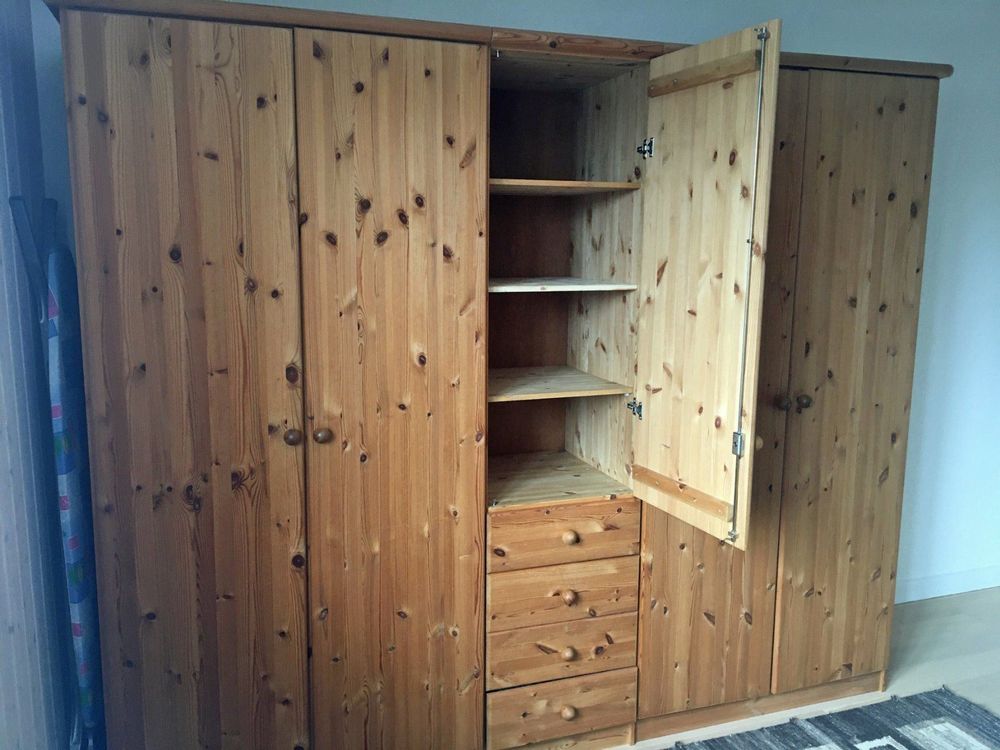 massiver HolzKleiderschrank 5türig Kaufen auf Ricardo