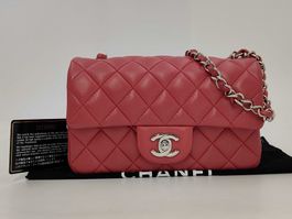 🌸 CHANEL Classic Mini Rectangular Flap Bag – Pink/Rosa
