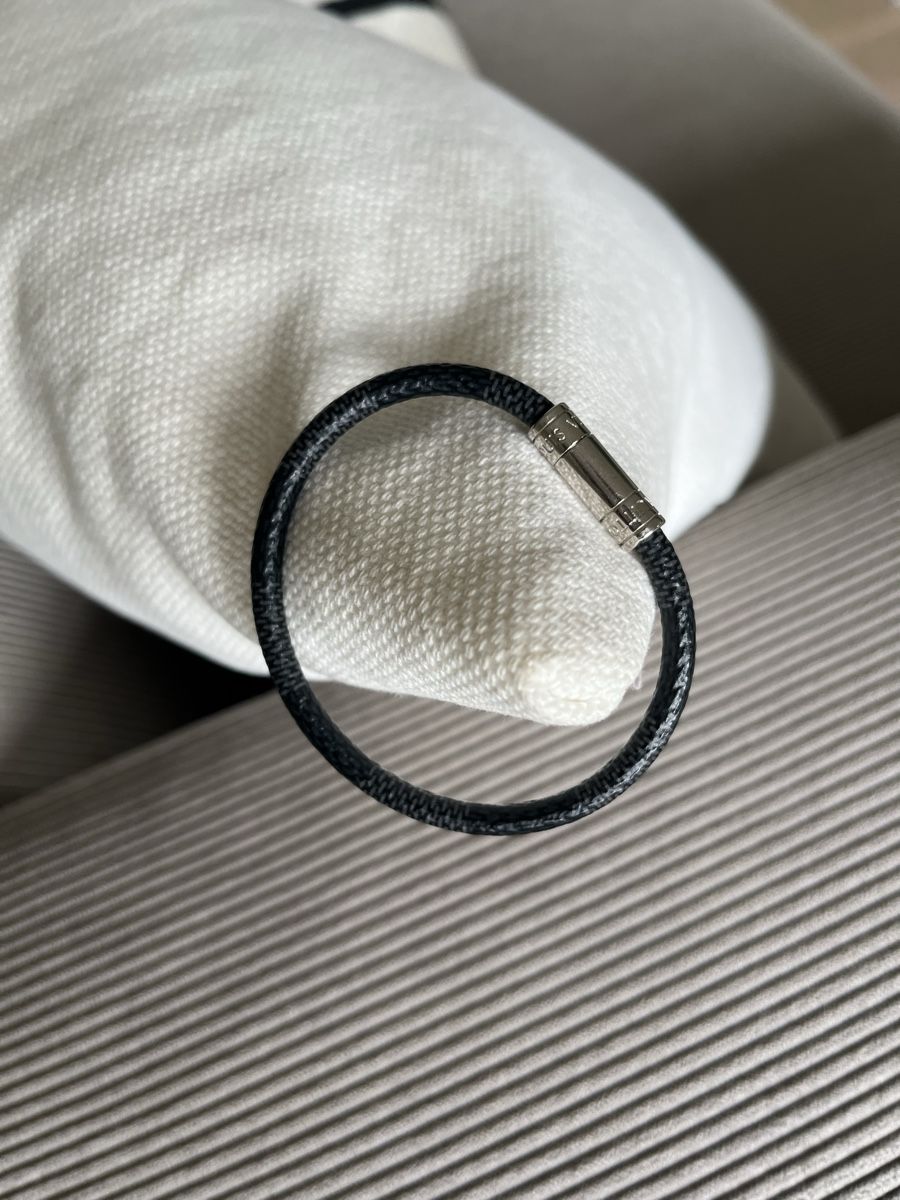 Louis Vuitton Bracciali & Braccialetti: Louis Vuitton Armreif – Usato da Wermatswil venduto da -secondchance- 2