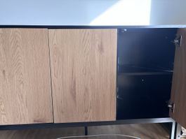 Sideboard Holzoptik schwarz drei Türen guter Zustand