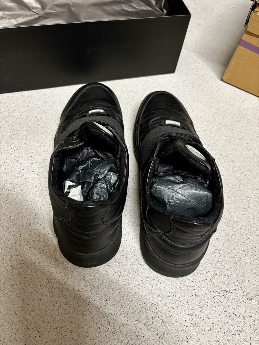 Baldinini Scarpe da uomo: Baldinini Black leather shoes Size 43 – Usato da Bülach venduto da Lummax 1