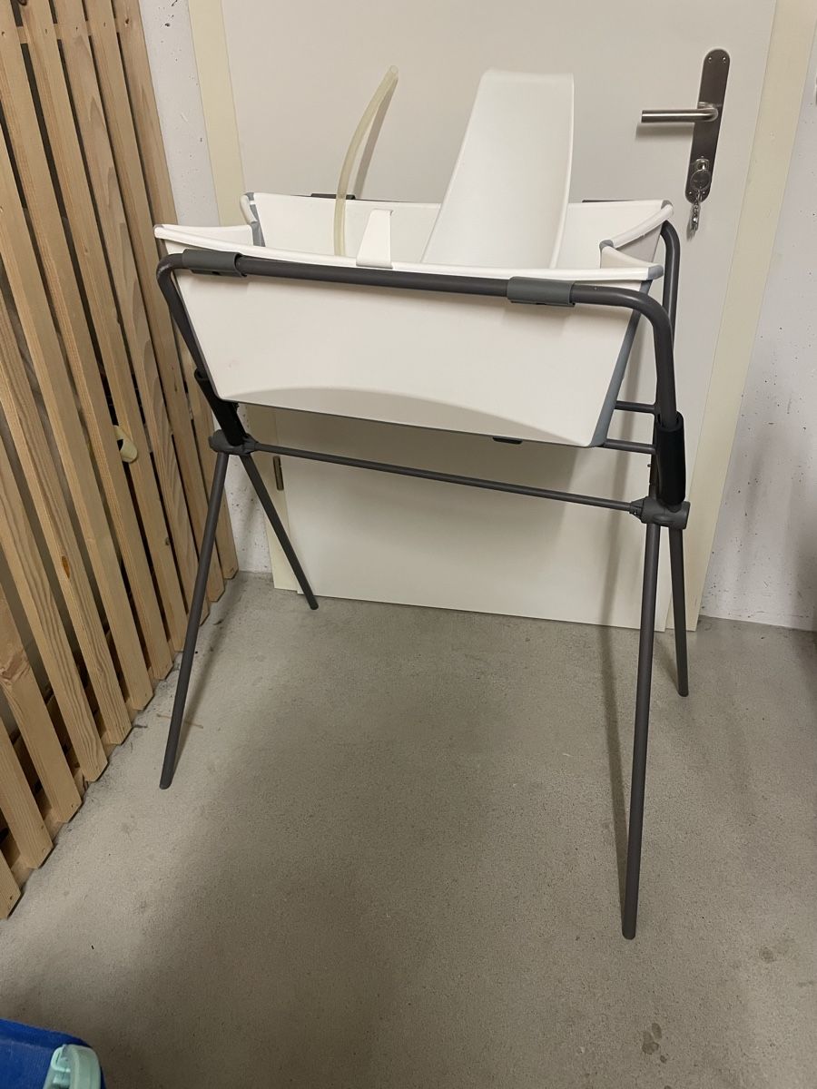 Stokke Badespass: Stokke Flexi Bath mit Ständer – Gebraucht aus Sins von ayl_7bwx