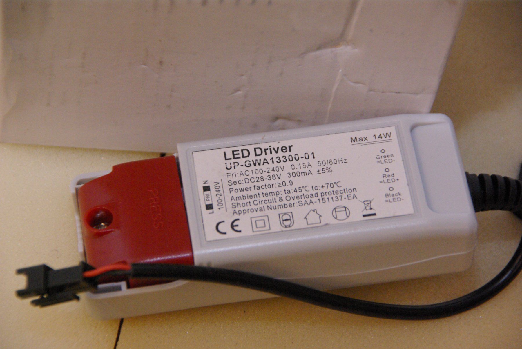 Kronleuchter & Deckenlampen: Einbauspot LED 13 Watt / 100-240 Volt, weiss – Neu und originalverpackt aus Herisau von Cevianer1844 4