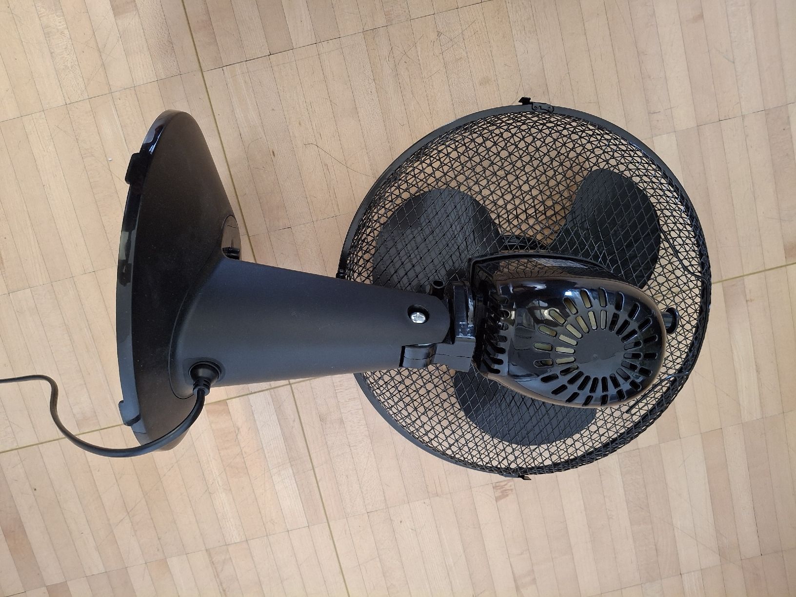 Ventilatoren: Ventilator Durabase schwarz 3 Geschwindigkeiten funktionsf. – Gebraucht aus Cham von Girasol3 1