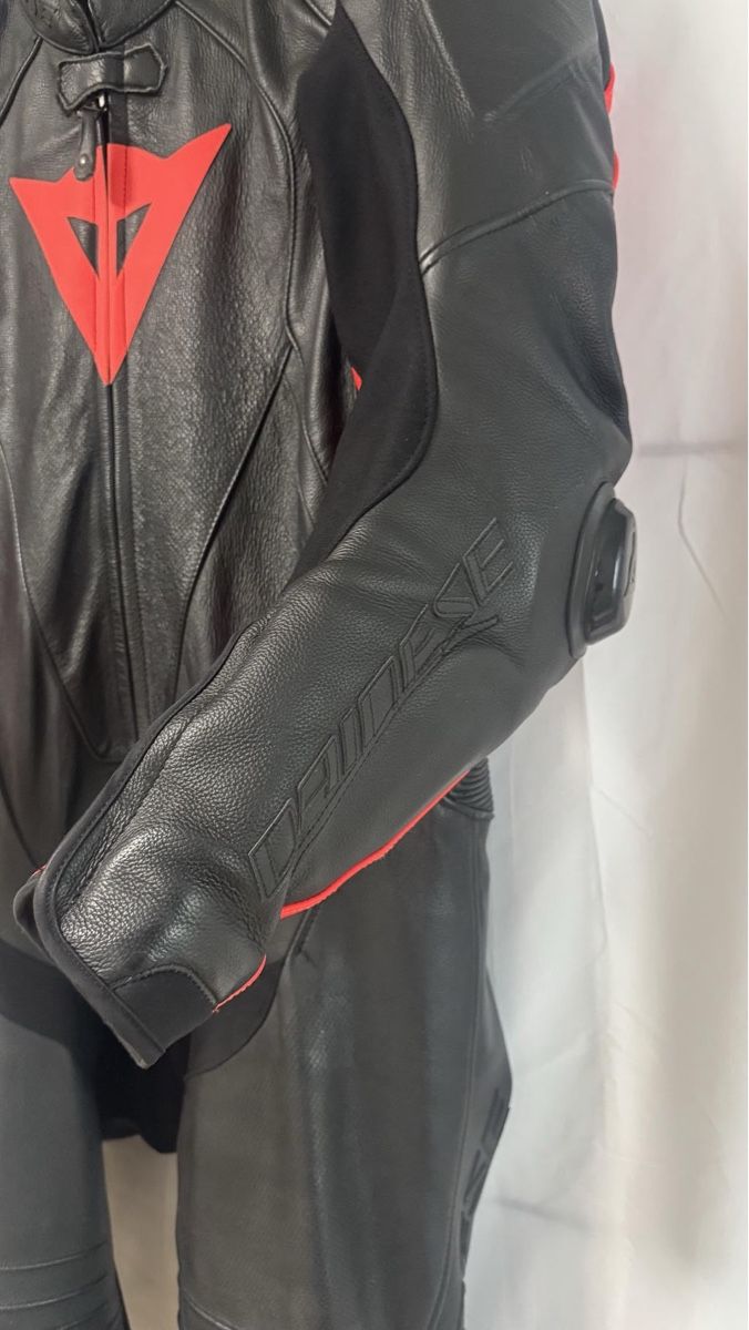 Dainese Protezioni & Imbottiture: Lederkombi Dainese  – Nuovo (secondo la descrizione) da Emmetten venduto da Blueeee 1