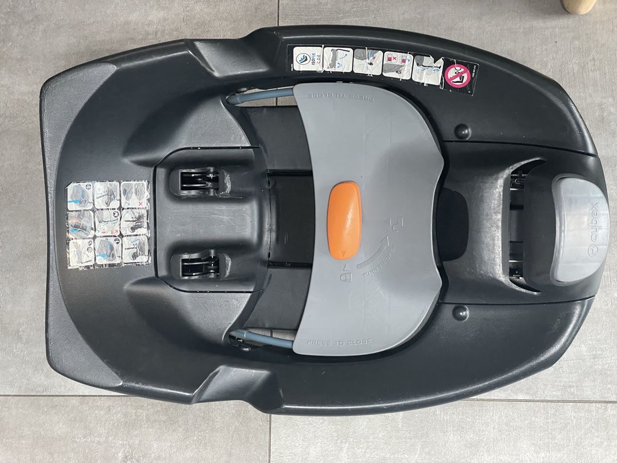 Cybex Seggiolini per auto: Cybex Cloud Q child seat – Usato da Couvet venduto da xinchang.liu 2