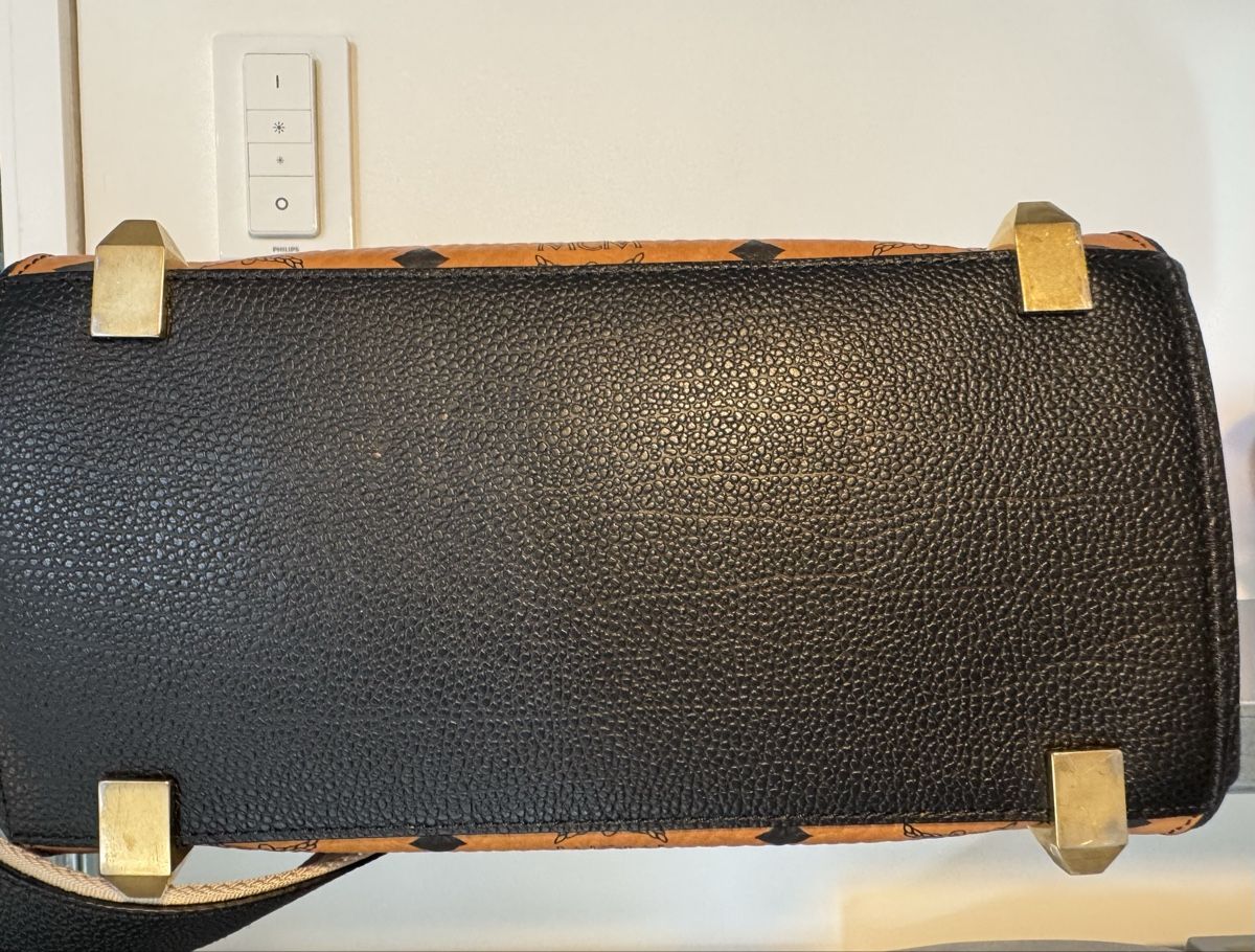 Mcm Sacs femmes: MCM Tasche Visetos Cognac – D'occasion à Schlieren par runforit 3