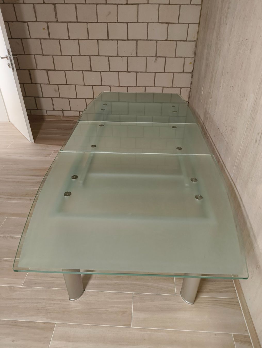Tische: Schöner, ausziehbarer Glastisch – Gebraucht aus Muttenz von uru_yqz6 5